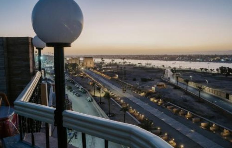 Queens Valley Hotel Luxor