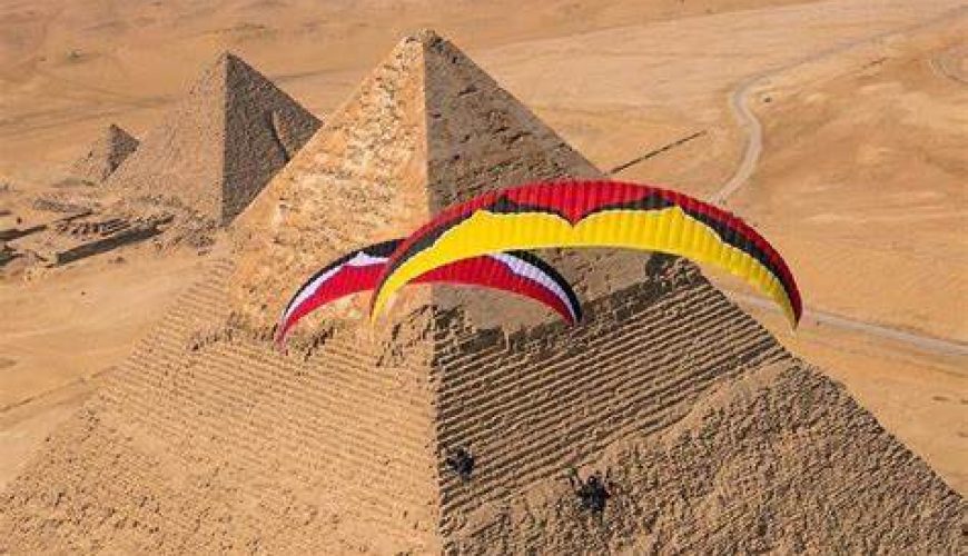 Soar Over the Pyramids – Experience the Magic of Cairo’s Sky with a Hot Air Balloon Ride