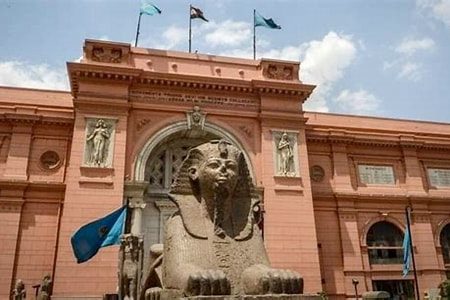 Explore the Treasures of Ancient Egypt at the Egyptian Museum in Tahrir Square