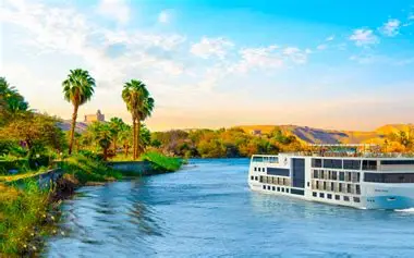 5-Day Cruise from Luxor to Aswan in Royal Comfort
